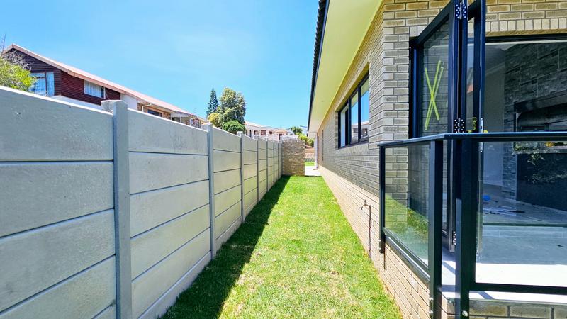 3 Bedroom Property for Sale in Dana Bay Western Cape